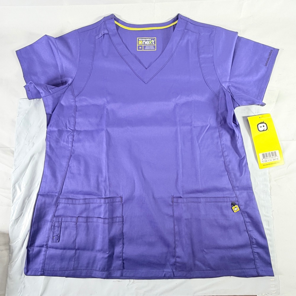 WonderWink Next Women's M Charlotte V-Neck‎ Scrub Top Grape Purple 6119 NWT